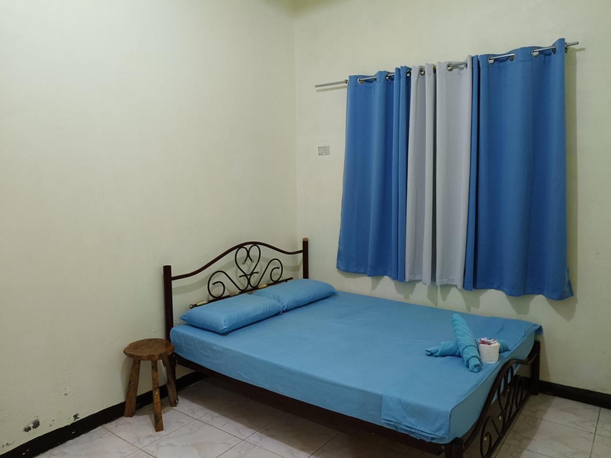 James Homestay Siquijor Bilik gambar